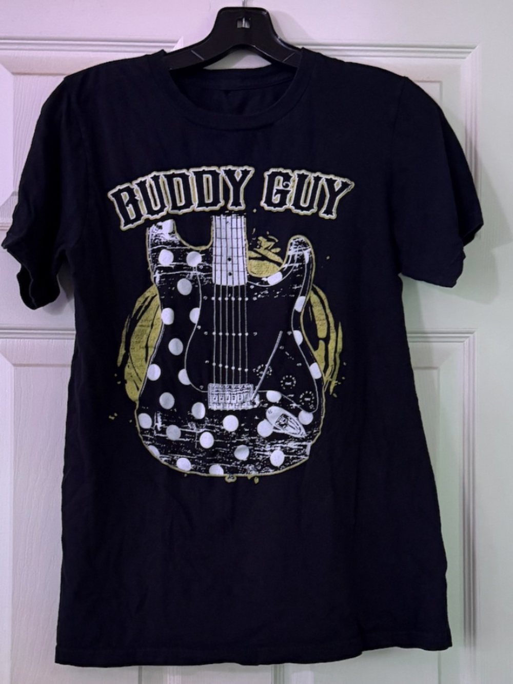 Buddy Guy concert t-shirt, size Small